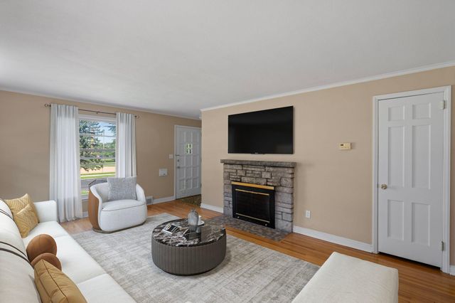 5633 Penn Avenue S, Minneapolis, MN 55419