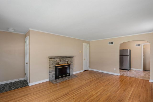 5633 Penn Avenue S, Minneapolis, MN 55419
