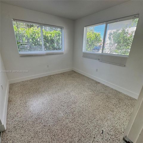 6157 SW 64th St 6157, South Miami, FL 33143