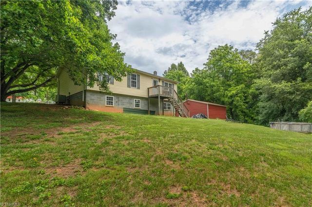 307 Water Trail, Mount Airy, NC 27030