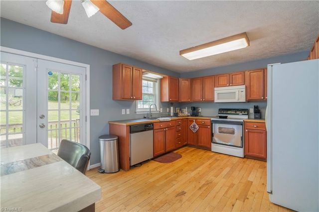 307 Water Trail, Mount Airy, NC 27030
