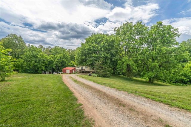 307 Water Trail, Mount Airy, NC 27030