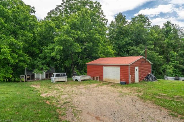 307 Water Trail, Mount Airy, NC 27030