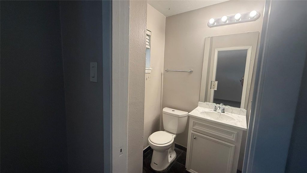 420 West Alabama Street 07, Houston, TX 77006