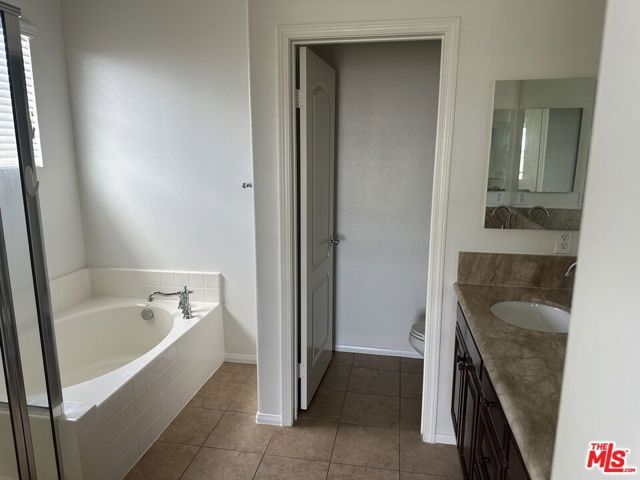 2118 Arnold Way, Fullerton, CA 92833