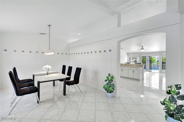 1408 SW 31st TER, Cape Coral, FL 33914