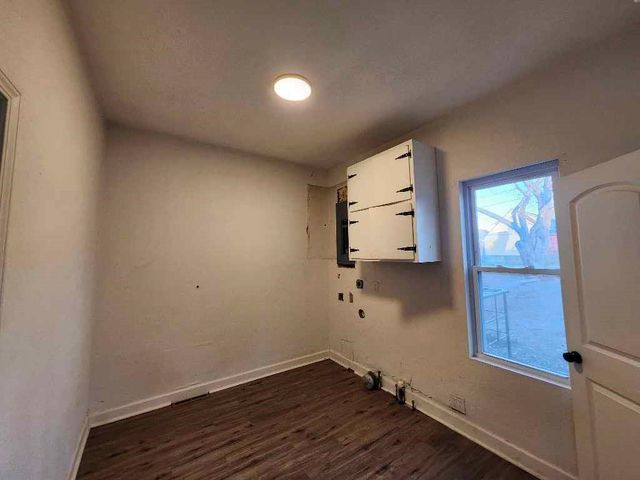 59 S 8th Street, Kansas City, KS 66101