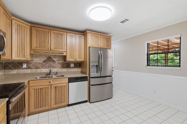 215 NW Sotir Street, Fort Walton Beach, FL 32548