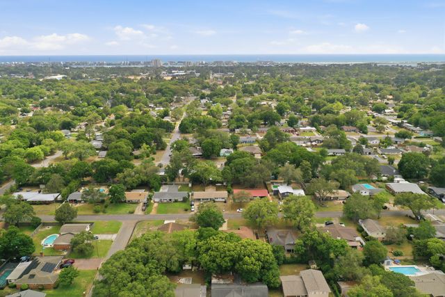 215 NW Sotir Street, Fort Walton Beach, FL 32548