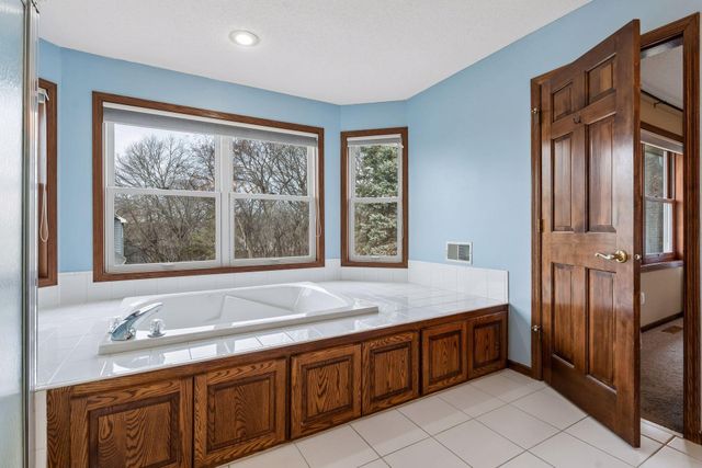 4299 Westchester Circle, Eagan, MN 55123