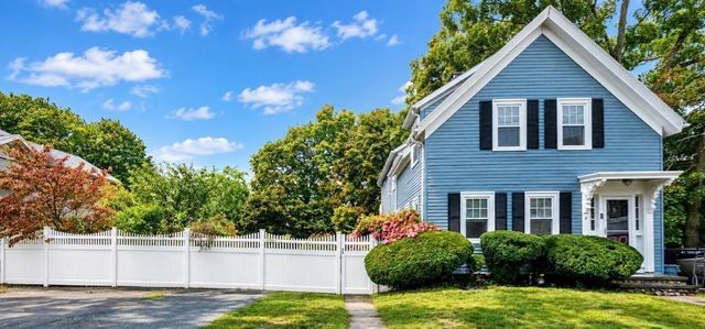 8 Washington Street, Stoneham, MA 02180