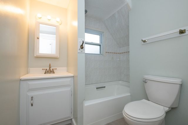 8 Washington Street, Stoneham, MA 02180
