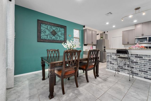 121 Kennicott DR, Kyle, TX 78640