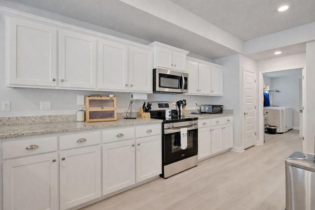 5833 Crestlake Drive, Crestview, FL 32536