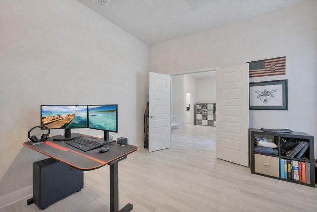 5833 Crestlake Drive, Crestview, FL 32536