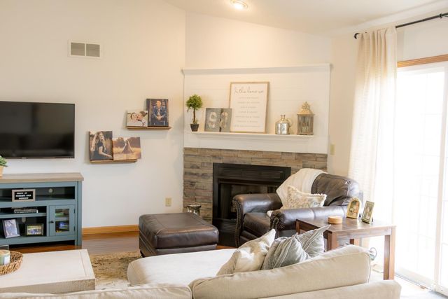 1452 Meadow Ridge Circle, Wilmington, OH 45177