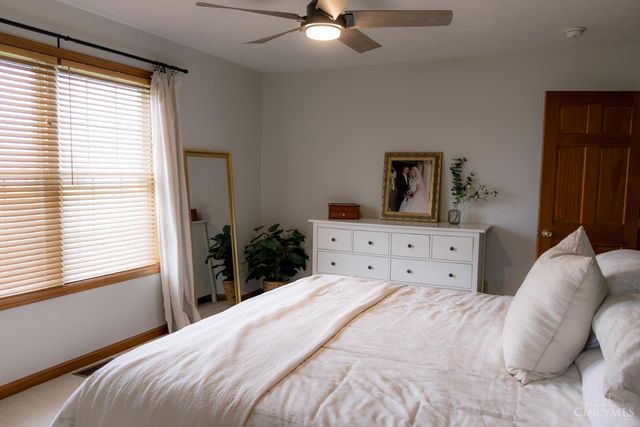 1452 Meadow Ridge Circle, Wilmington, OH 45177