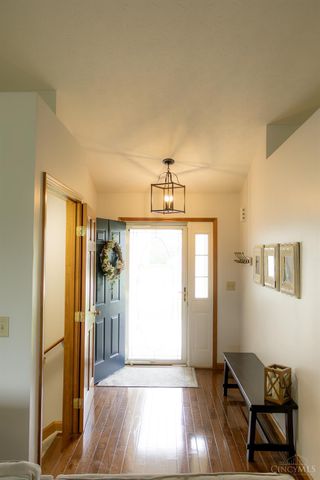 1452 Meadow Ridge Circle, Wilmington, OH 45177