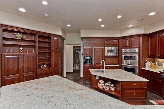 868 Quail Run Drive, Grand Junction, CO 81505