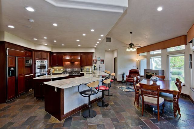 868 Quail Run Drive, Grand Junction, CO 81505