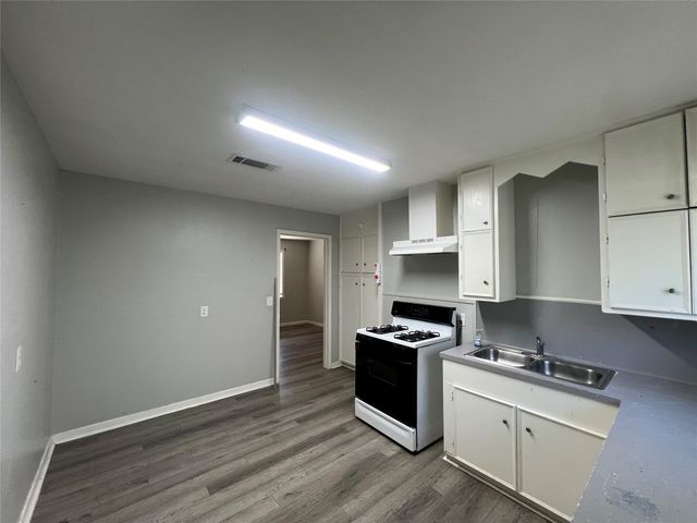 1606 Klauke Street, Rosenberg, TX 77471