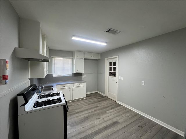 1606 Klauke Street, Rosenberg, TX 77471