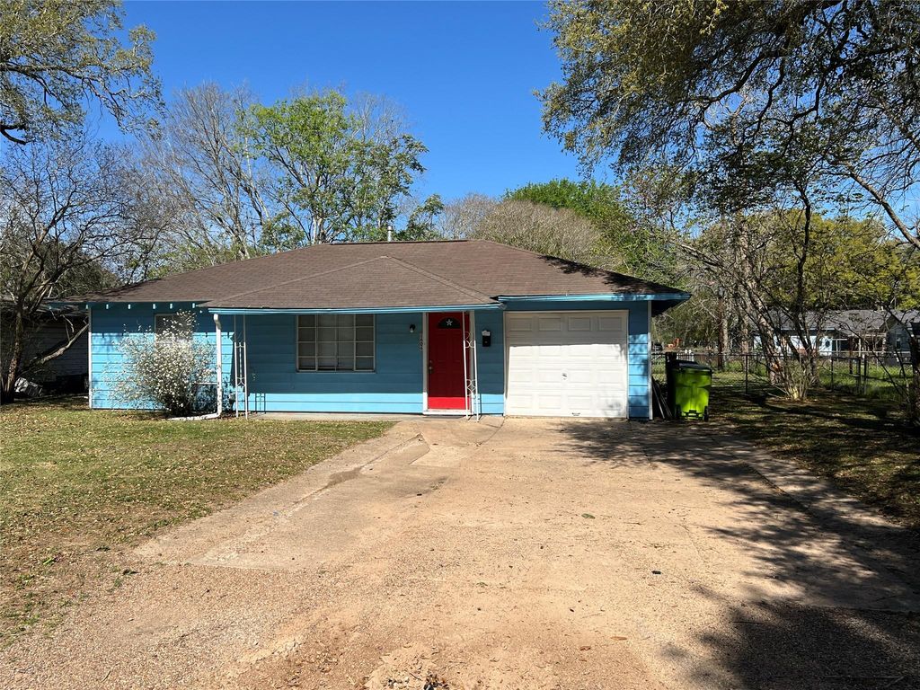 1606 Klauke Street, Rosenberg, TX 77471