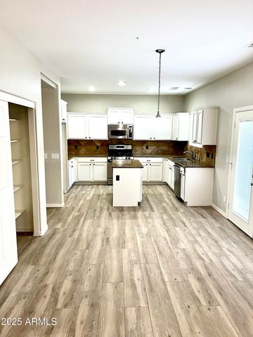 18606 W SUNNYSLOPE Lane, Waddell, AZ 85355
