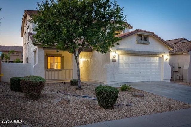 18606 W SUNNYSLOPE Lane, Waddell, AZ 85355