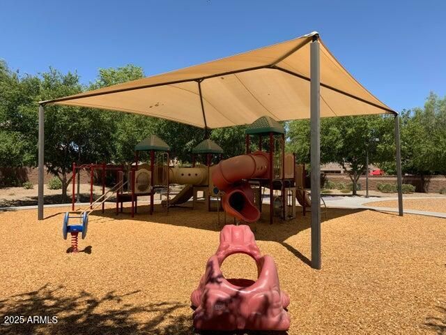 18606 W SUNNYSLOPE Lane, Waddell, AZ 85355