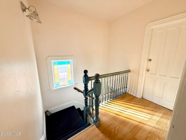 1017 Hegeman Street 2nd Floor, Schenectady, NY 12306