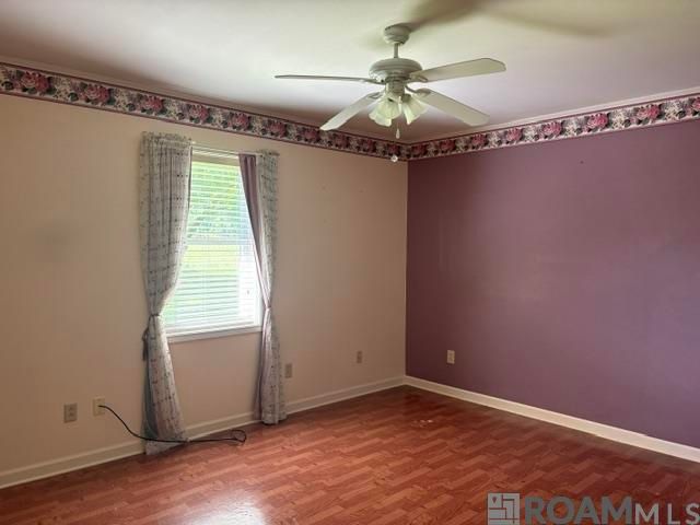 9537 Meadow Ln, Oscar, LA 70762