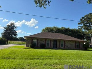 9537 Meadow Ln, Oscar, LA 70762