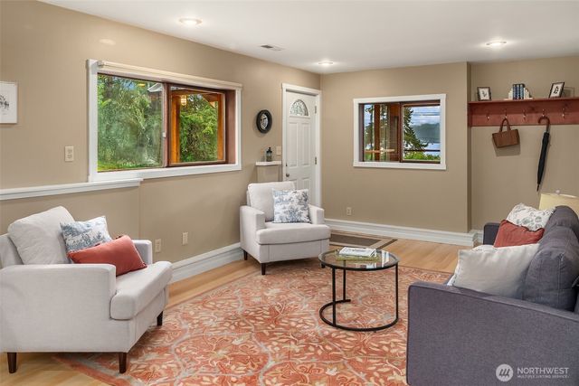 8121 SW 222nd Place, Vashon, WA 98070