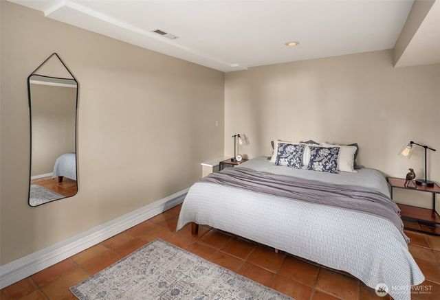 8121 SW 222nd Place, Vashon, WA 98070