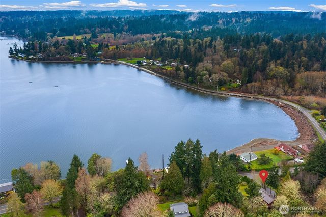 8121 SW 222nd Place, Vashon, WA 98070