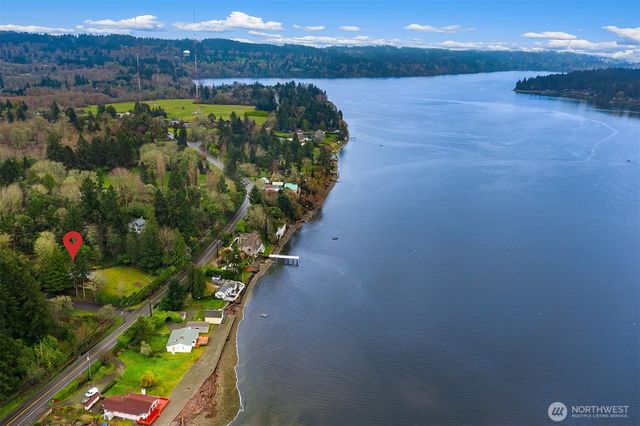 8121 SW 222nd Place, Vashon, WA 98070