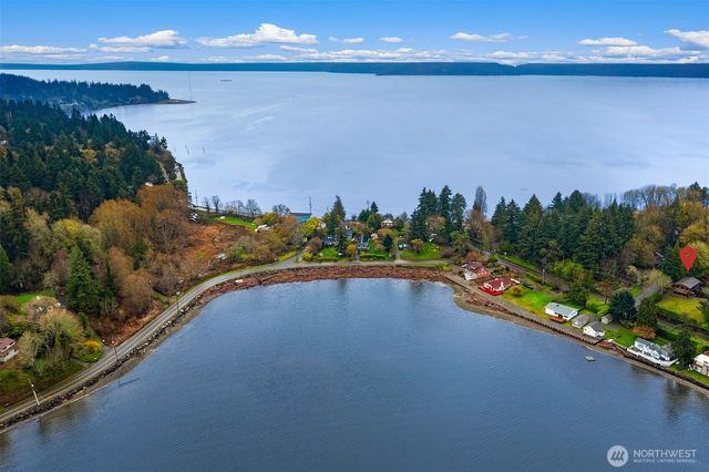 8121 SW 222nd Place, Vashon, WA 98070