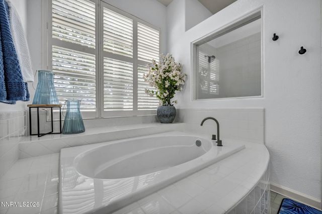 9626 Shadowstone Way, Reno, NV 89521