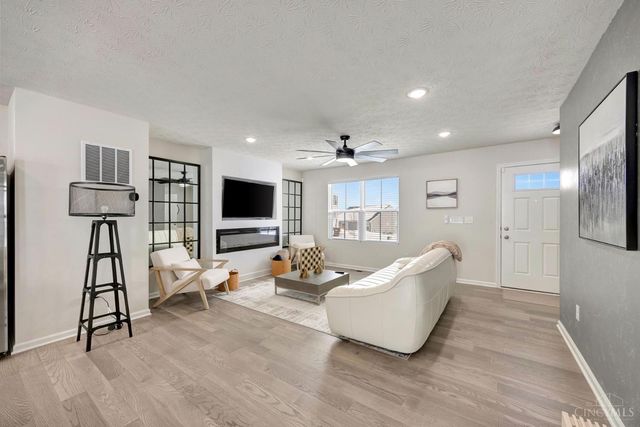 6006 Tributary Park, Middletown, OH 45042