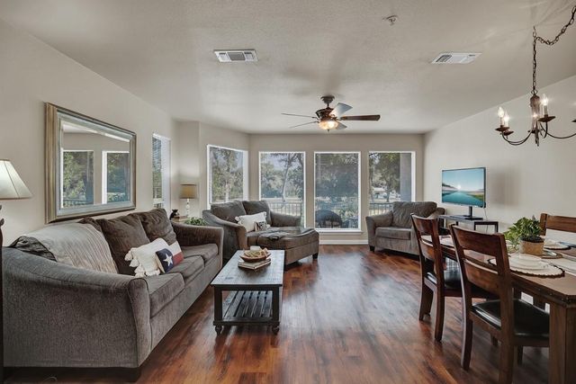 730 E Mather ST B101, New Braunfels, TX 78130