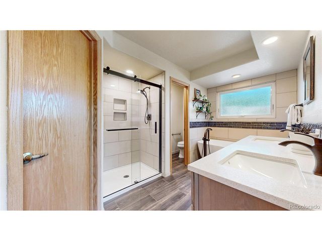 2413 Pine Needle Ct, Fort Collins, CO 80528
