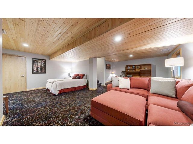 2413 Pine Needle Ct, Fort Collins, CO 80528