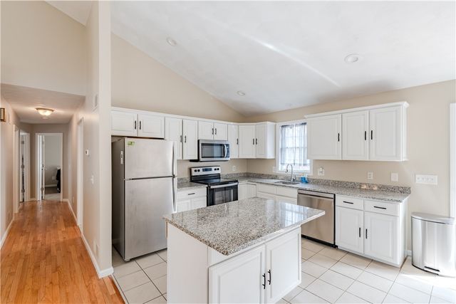 25 Belfield Drive, Johnston, RI 02919