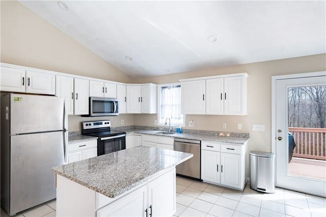 25 Belfield Drive, Johnston, RI 02919