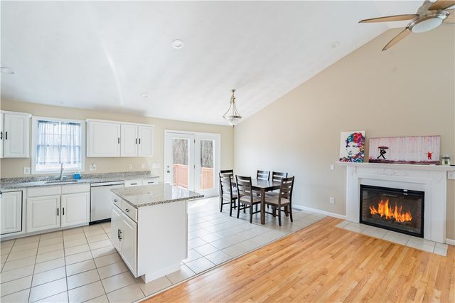 25 Belfield Drive, Johnston, RI 02919