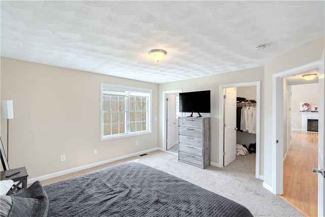 25 Belfield Drive, Johnston, RI 02919