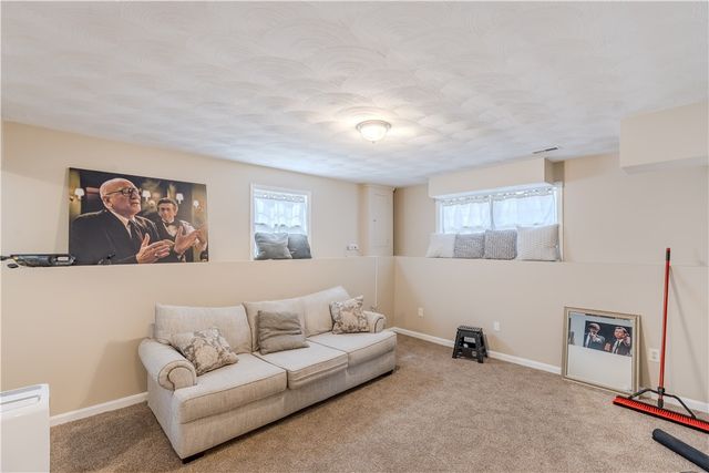 25 Belfield Drive, Johnston, RI 02919