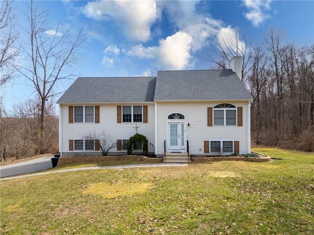 25 Belfield Drive, Johnston, RI 02919