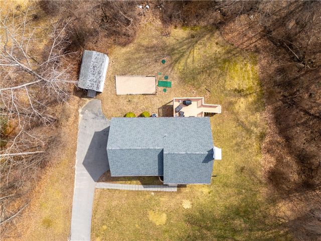 25 Belfield Drive, Johnston, RI 02919